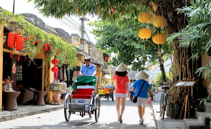 top10-vietnam-attractions-min.jpg